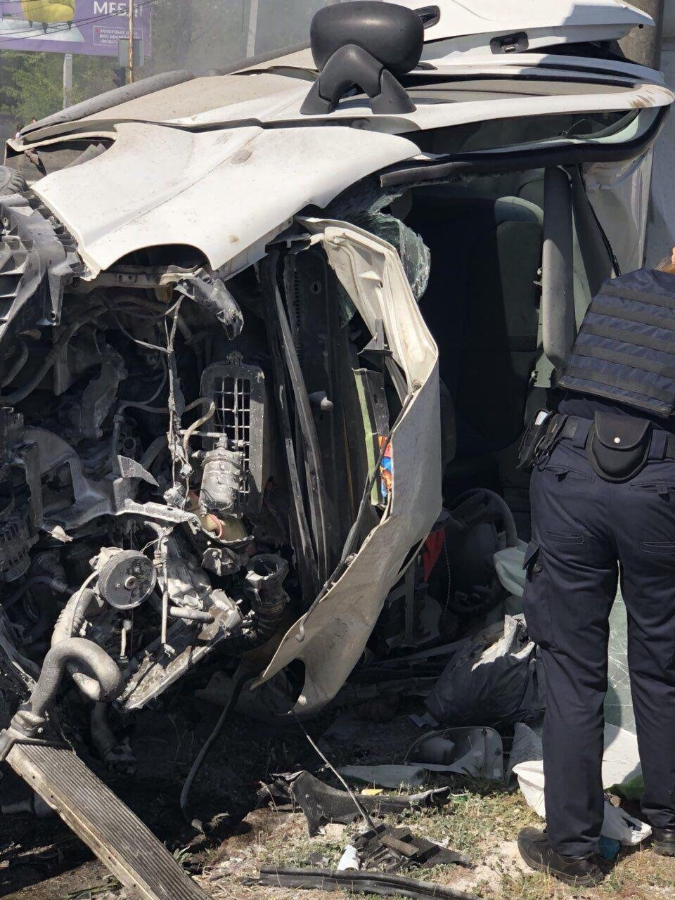 На данный момент известно, что пострадали трое, один человек погиб