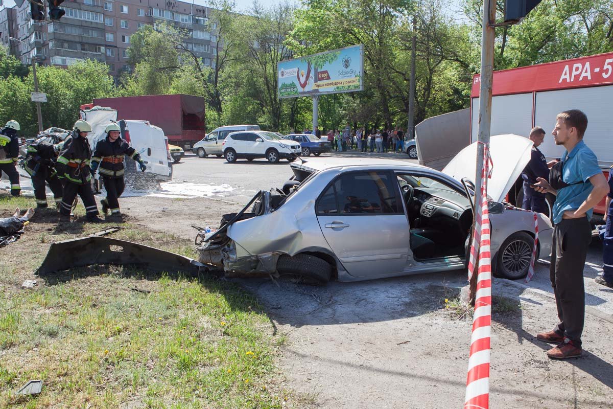 Водитель и пассажиры "легковушки" обошлись без серьезных травм
