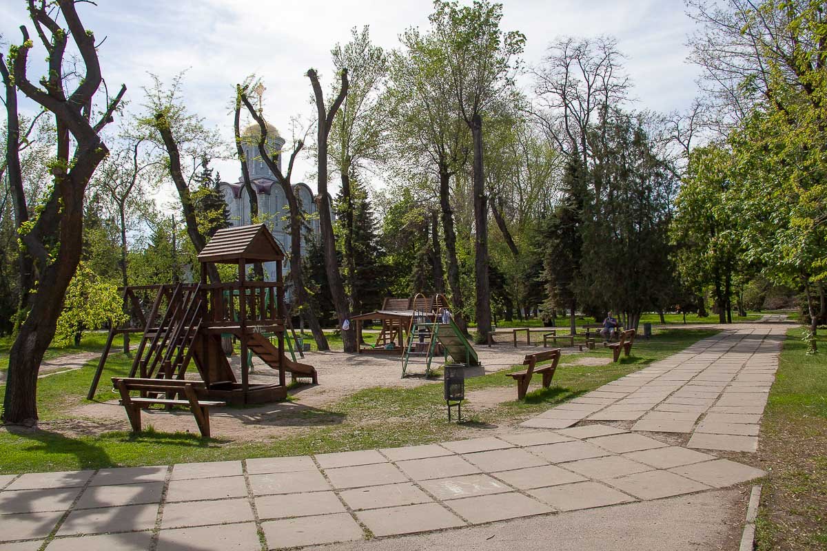 События детства не проходят, но повторяются, как времена года События детства не проходят, но повторяются, как времена года