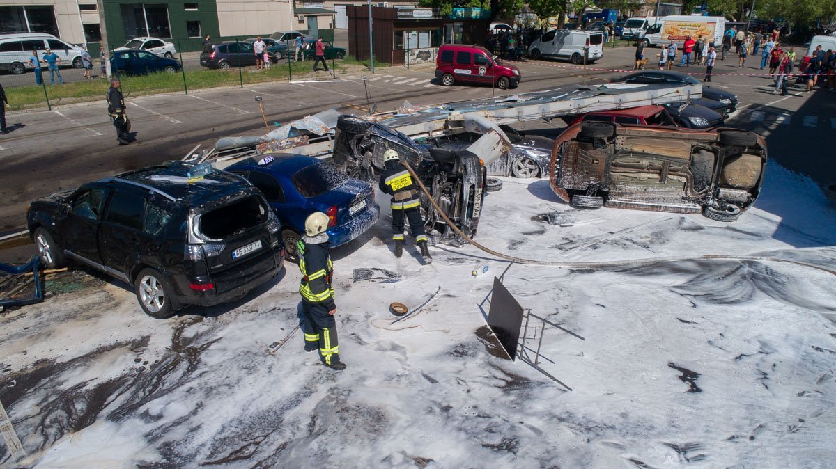 По предварительной информации, у автомобиля DAF отказали тормоза По предварительной информации, у автомобиля DAF отказали тормоза