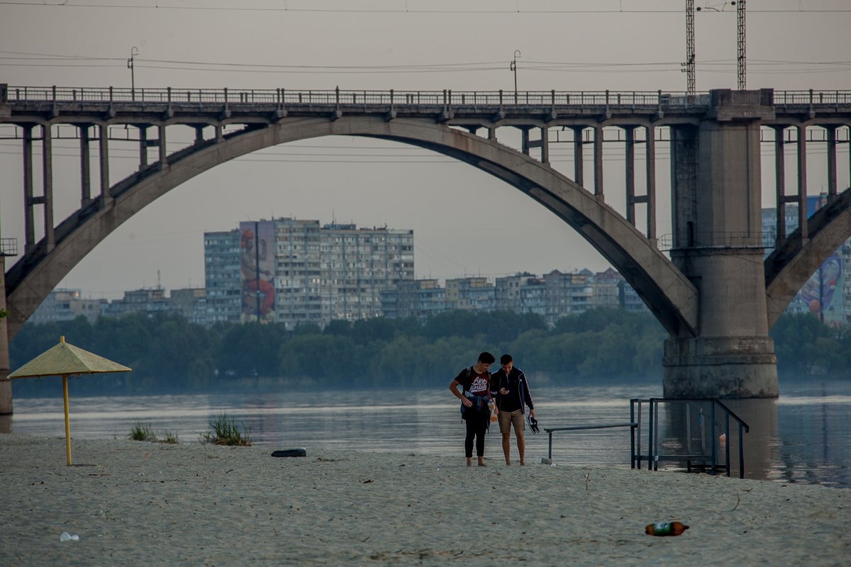 Первые гости пляжа