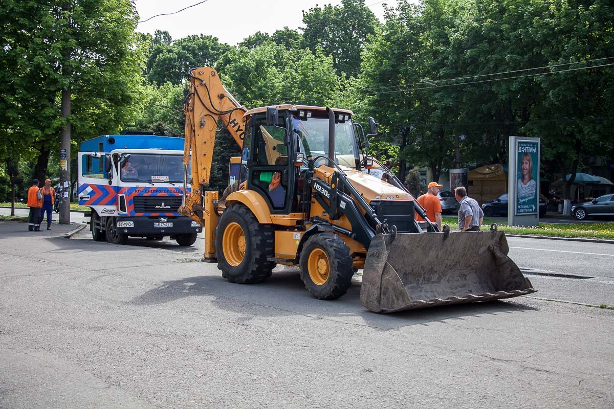 Занята одна полоса движения Занята одна полоса движения
