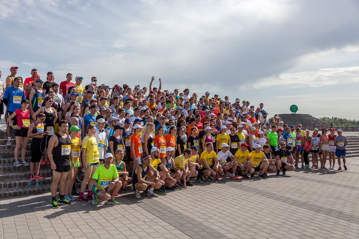 Всего в тестовом забеге приняли участие 250 спортсменов 