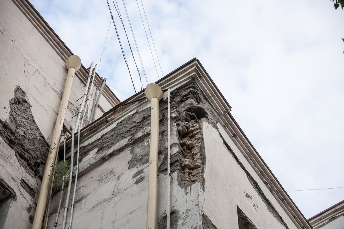 Днепропетровская филармония – удивительное здание начала 20 века Днепропетровская филармония – удивительное здание начала 20 века