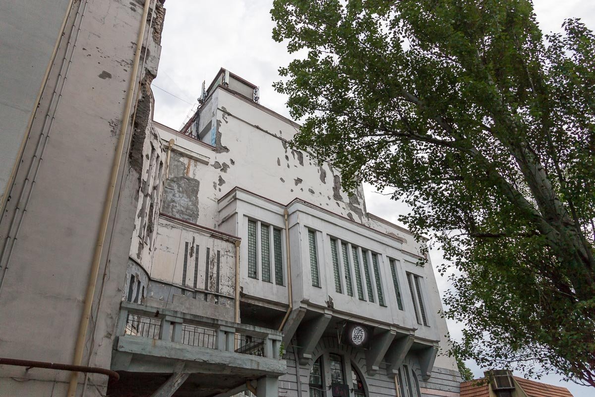 Ежедневно мимо филармонии проходят сотни людей, однако далеко не многие задаются вопросом ее истории Ежедневно мимо филармонии проходят сотни людей, однако далеко не многие задаются вопросом ее истории