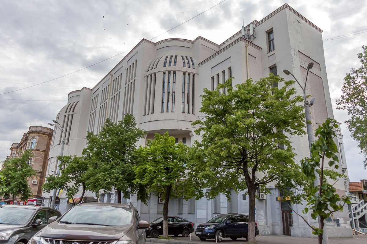 Днепр под весенним небом особенно прекрасный Днепр под весенним небом особенно прекрасный