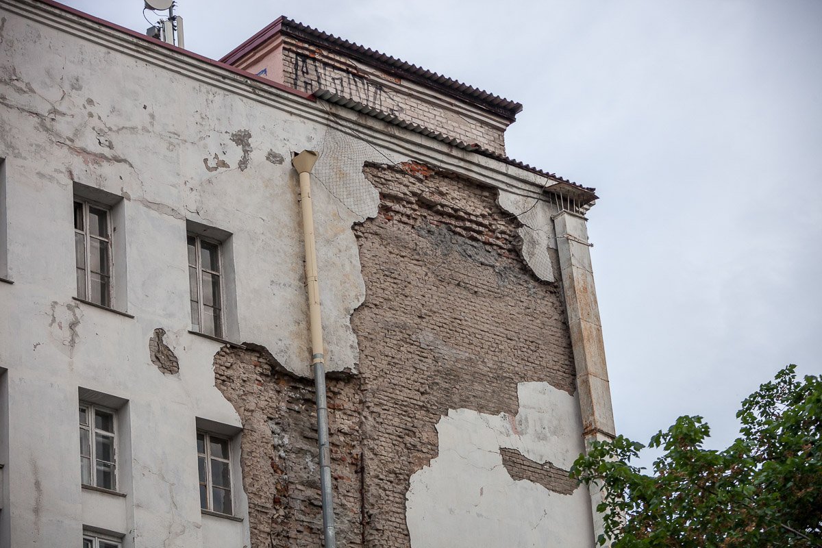 Ну-ну, тише, скоро реставрация Ну-ну, тише, скоро реставрация