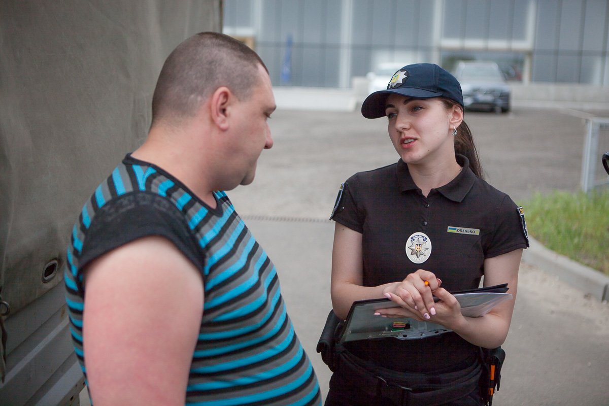 На всех водителей составили постановление, которое обязывает их выплатить штраф в размере 510 гривен