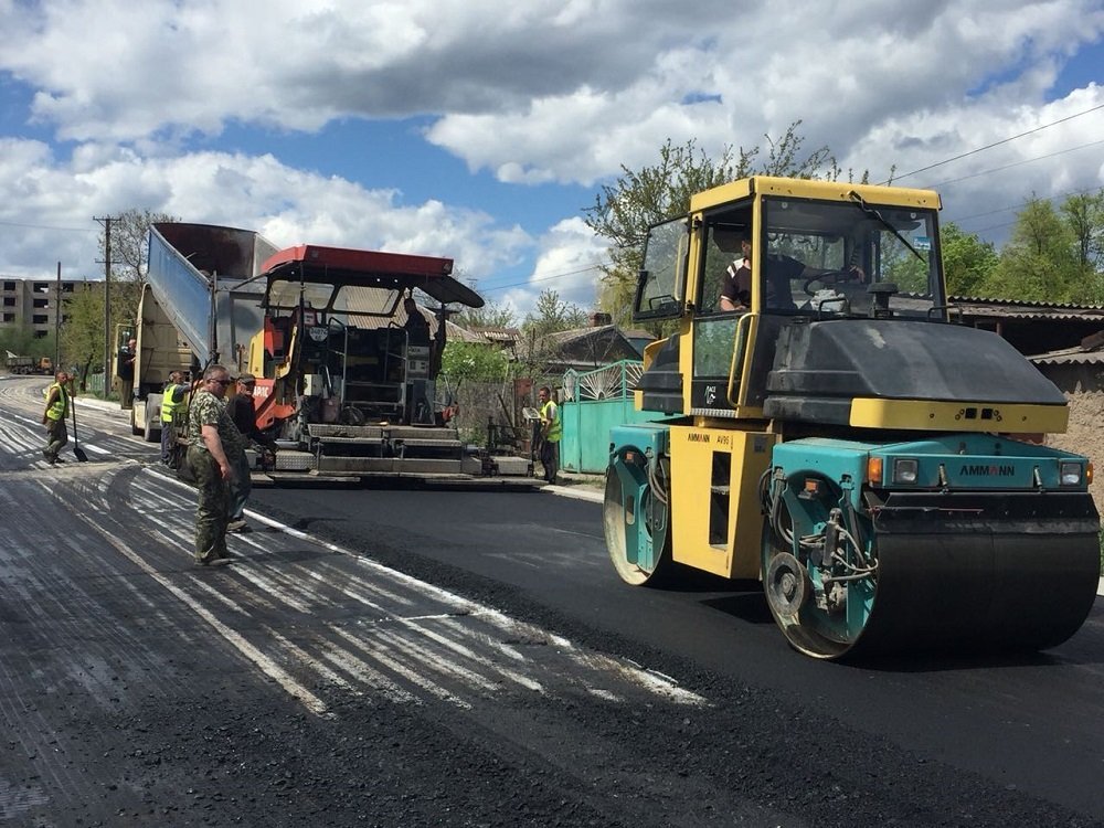 Ремонт дороги по улице Толстого