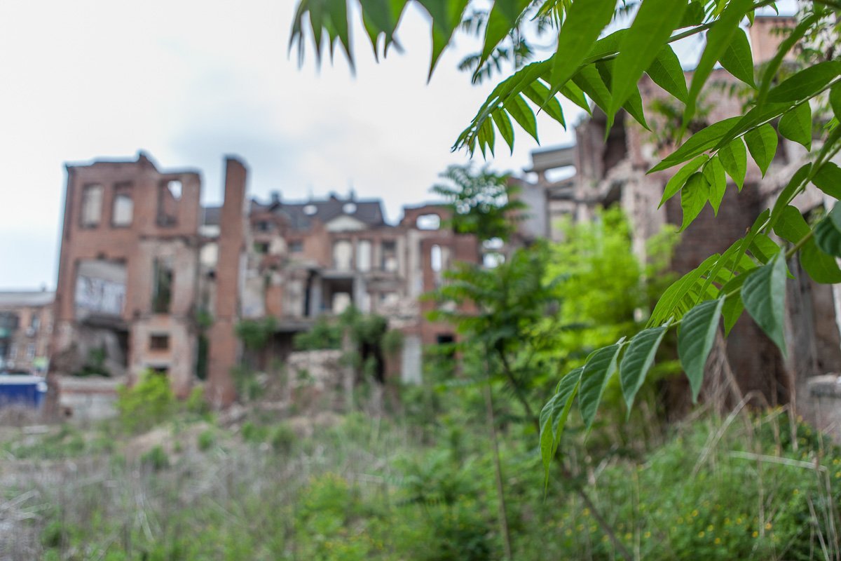В 2016-м здание начали реконструировать, но местные жители вышли на протест.  В 2016-м здание начали реконструировать, но местные жители вышли на протест.