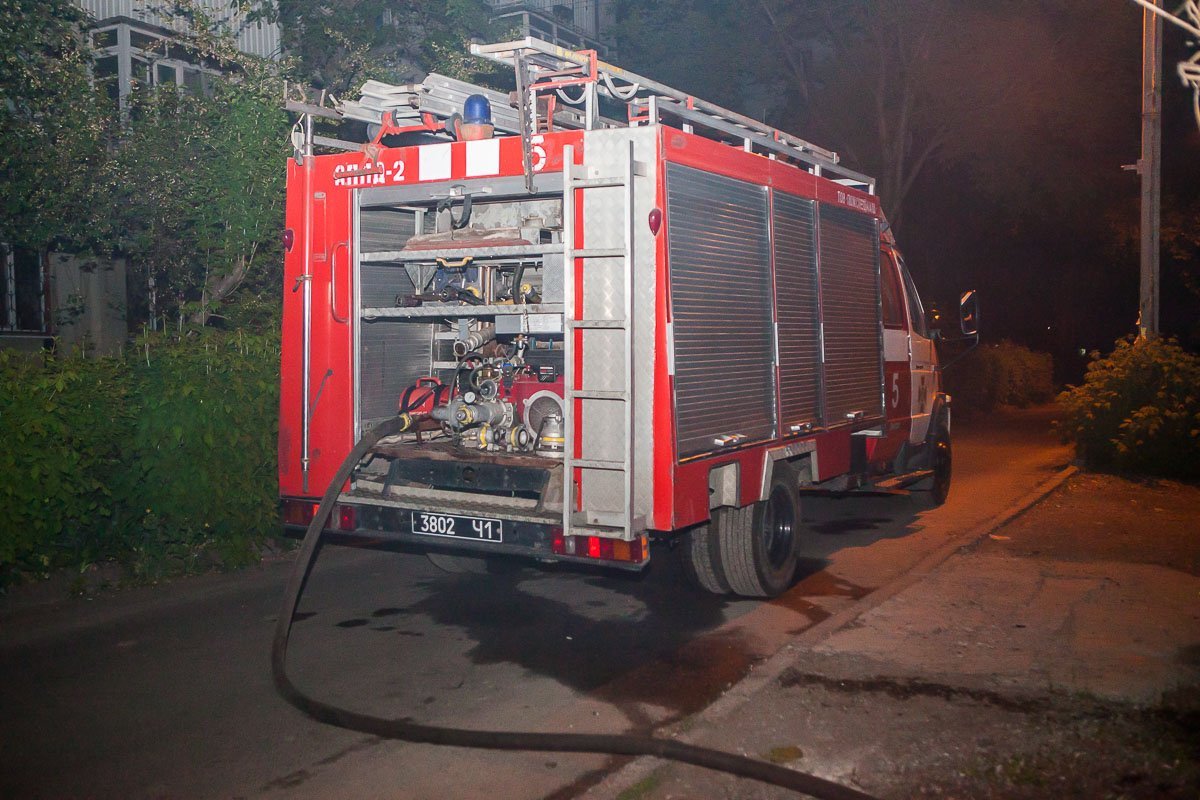 Пожарные прибыли в течении 5 минут Пожарные прибыли в течении 5 минут