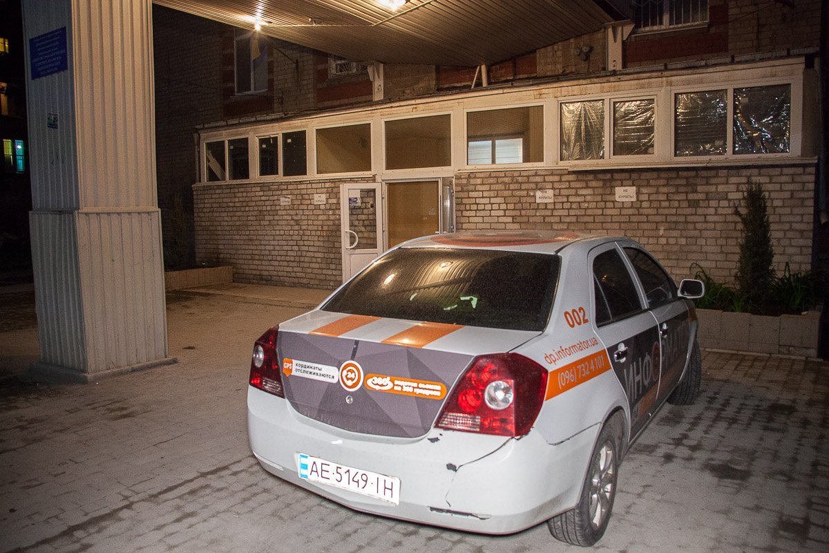 Пострадавшего увезли в 16-ю больницу Пострадавшего увезли в 16-ю больницу