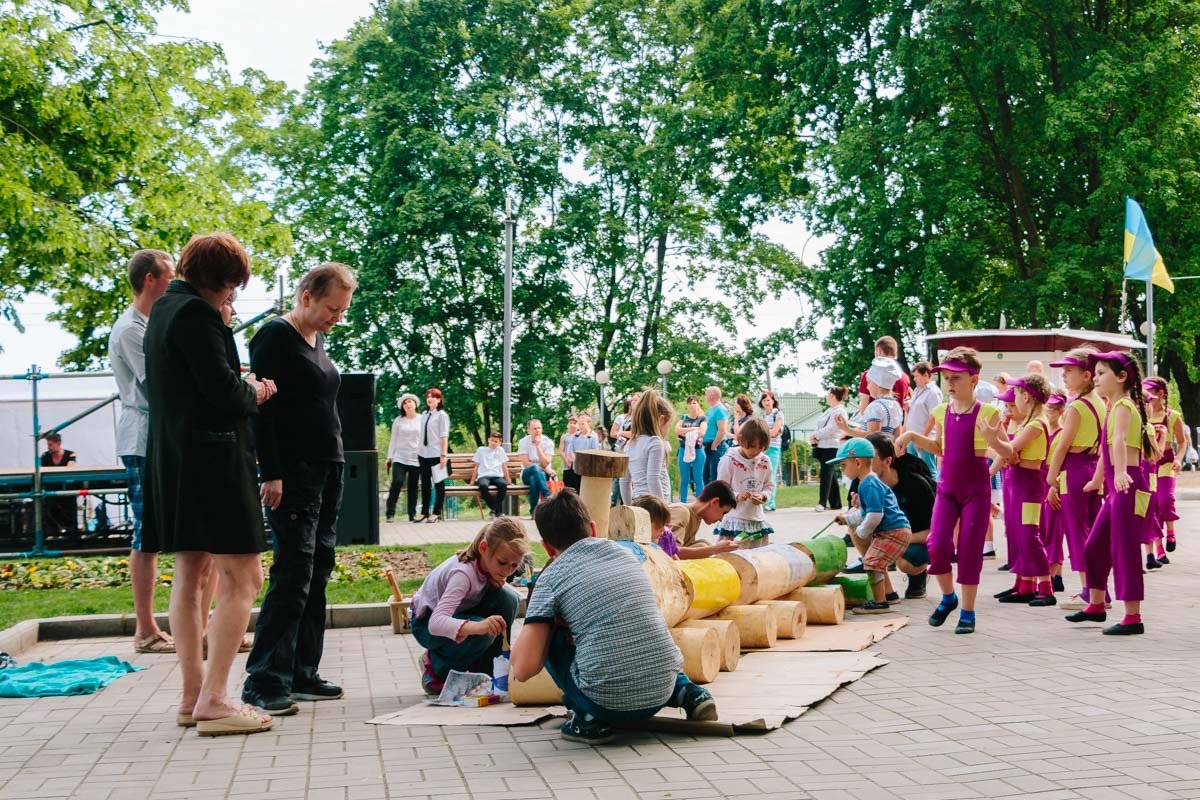 Яркое празднование в парке