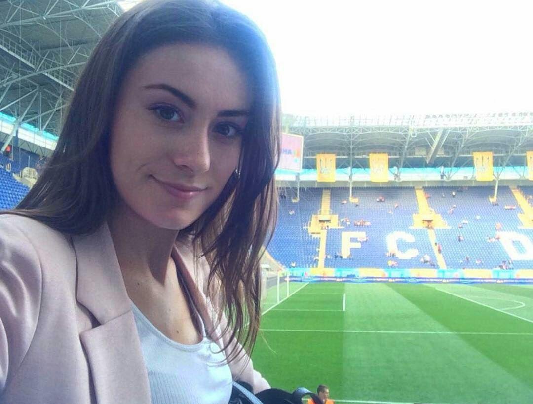 Зрители начали собираться задолго до начала матча