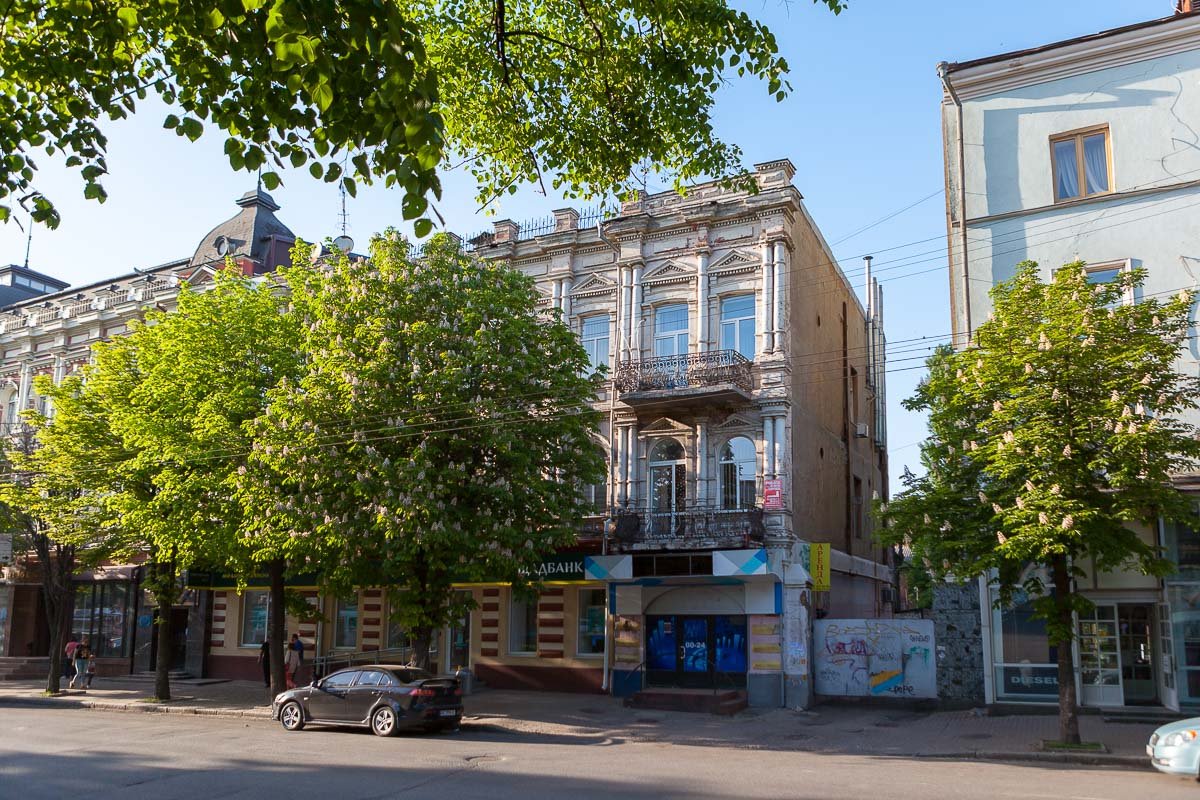 Часть дома, которую обещают реставрировать в этом году