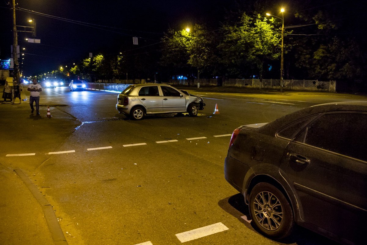 На проспекте Богдана Хмельницкого произошло ДТП На проспекте Богдана Хмельницкого произошло ДТП