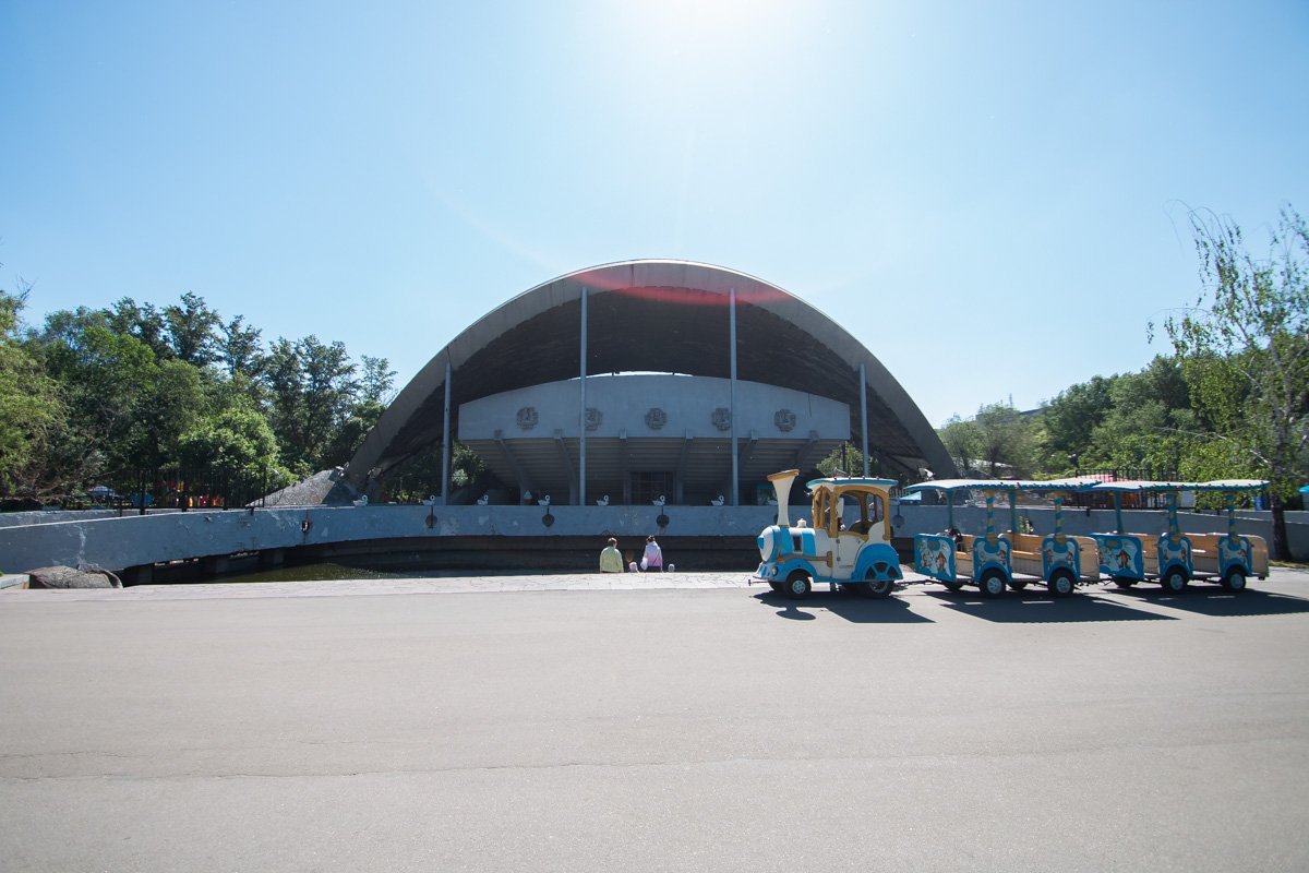 Строительство летнего театра закончилось в 1978 году