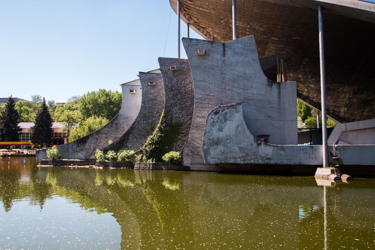 Театр расположился на воде