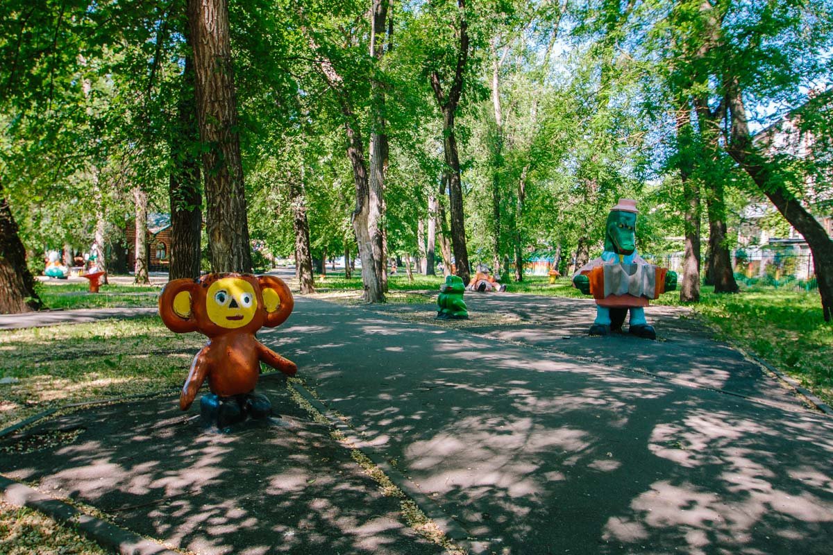 Даже сами персонажи побаиваются друг друга