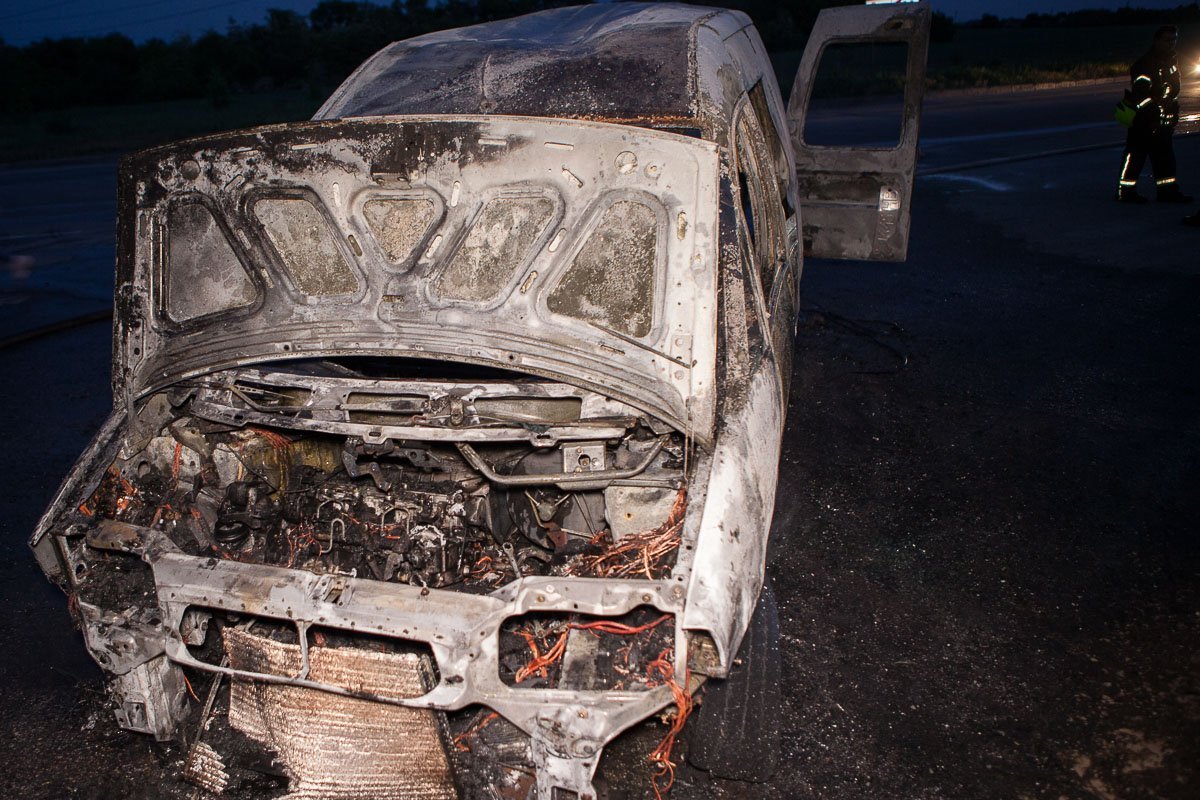 Автомобиль сгорел за считанные минуты