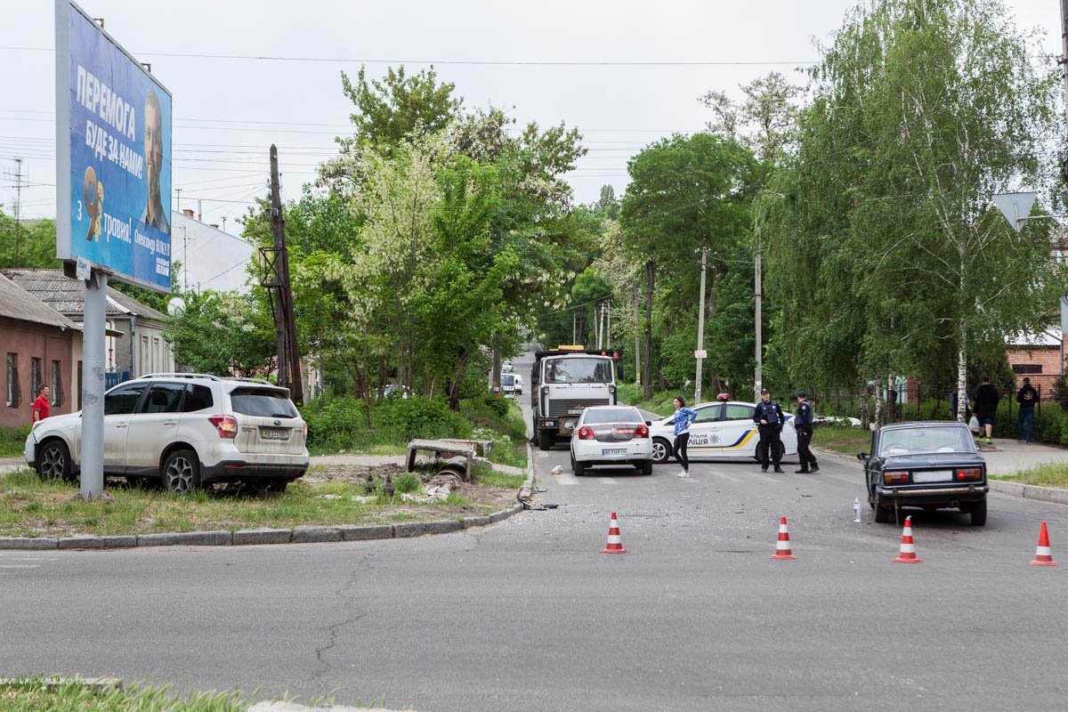 На перекрестке перекрыта дорога по улице Надежды Алексеенко