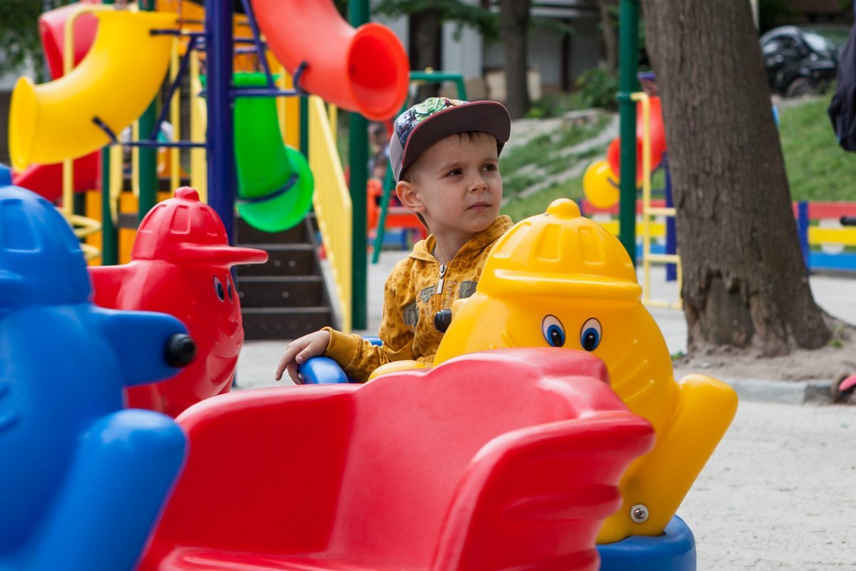 В парке им. Дубинина с утра оживленная атмосфера