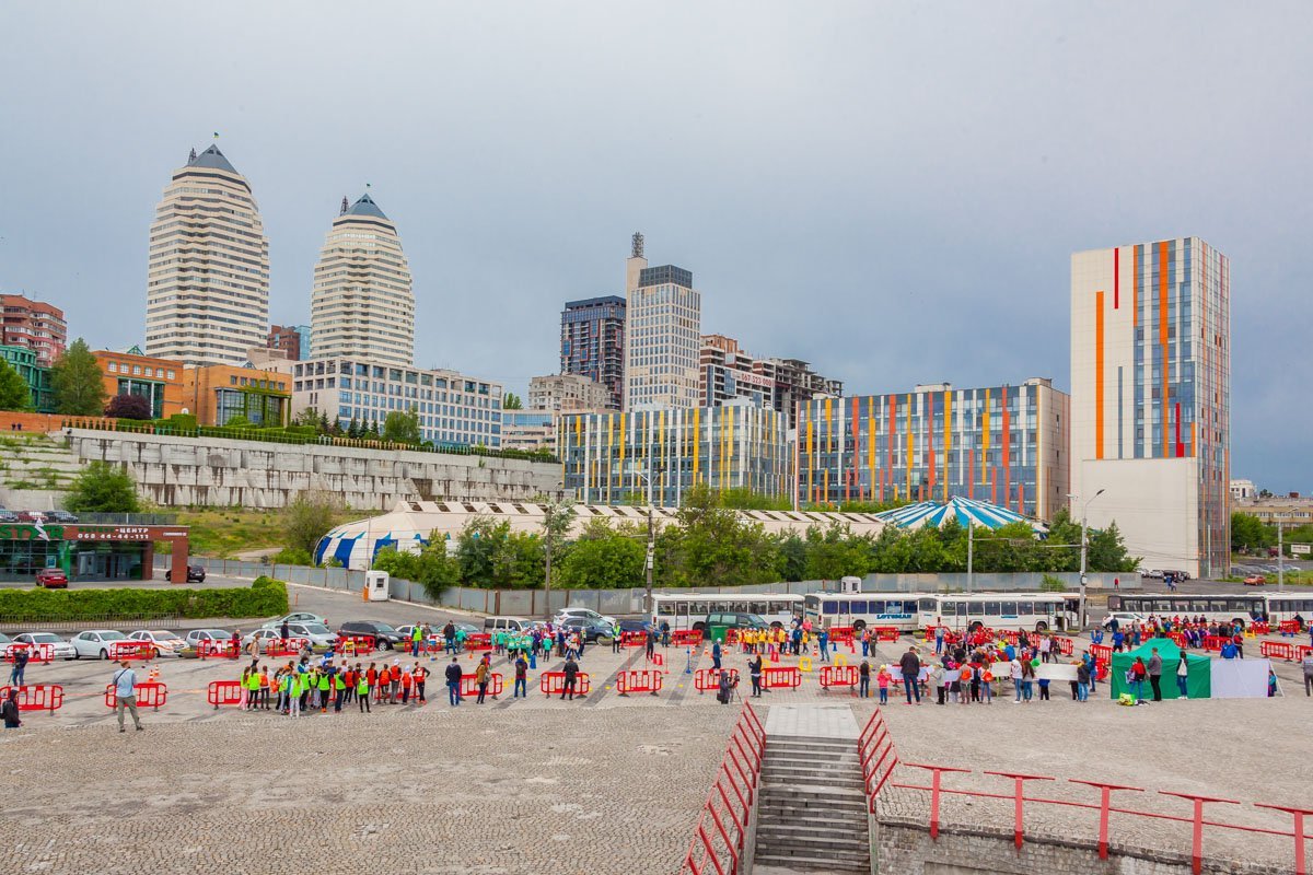 На Фестивальном причале стартовал Открытый чемпионат города по детской легкой атлетике 