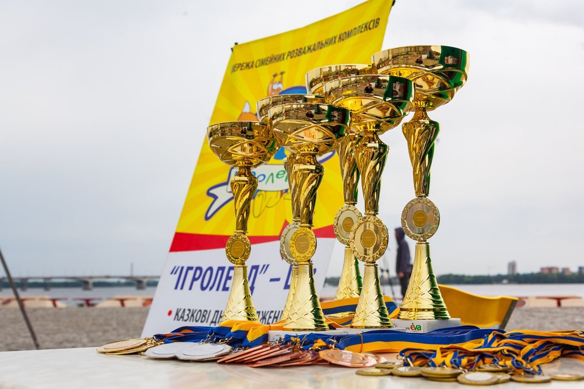 Победители чемпионата получат кубки и медали