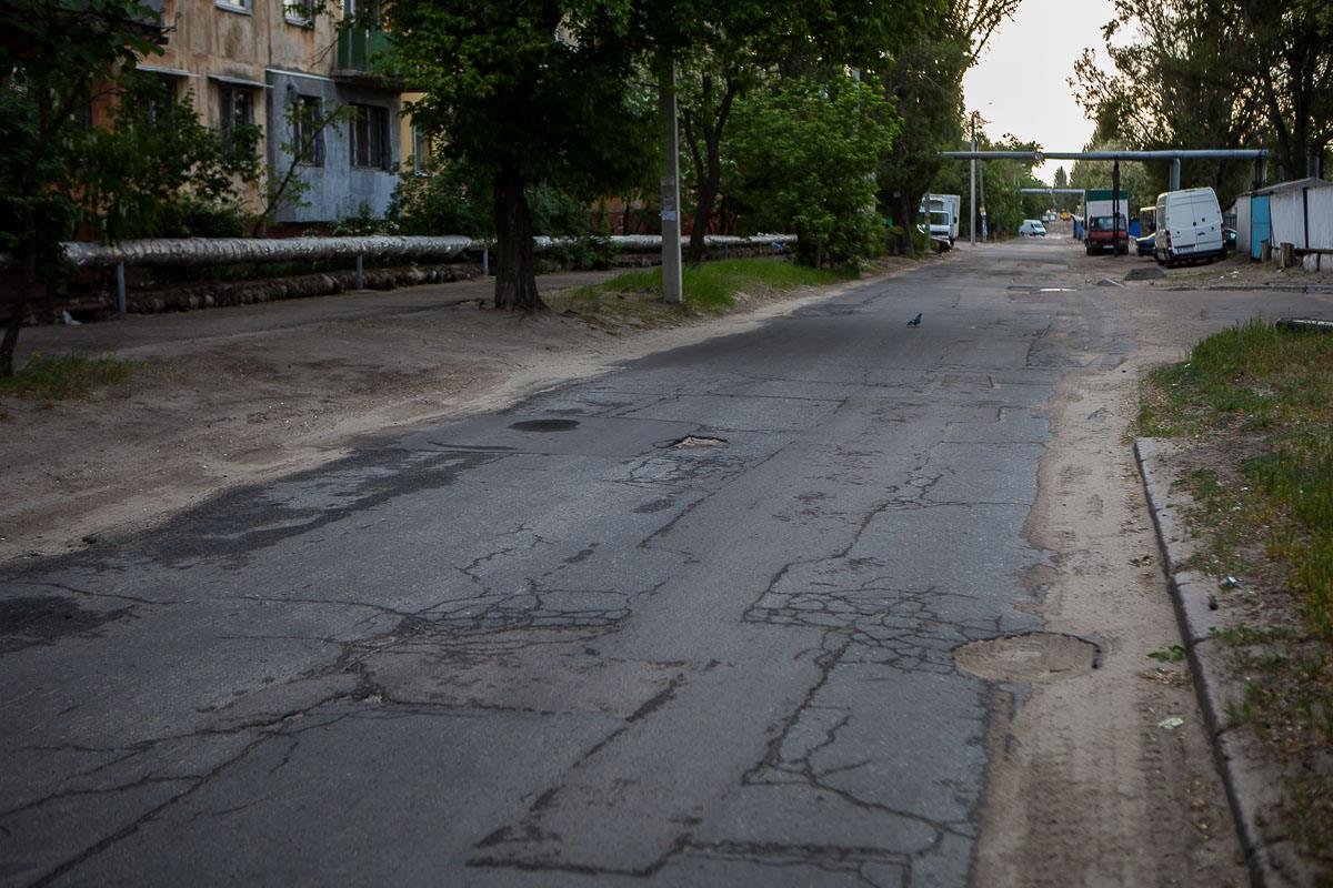 Этот асфальт повидал многое Этот асфальт повидал многое