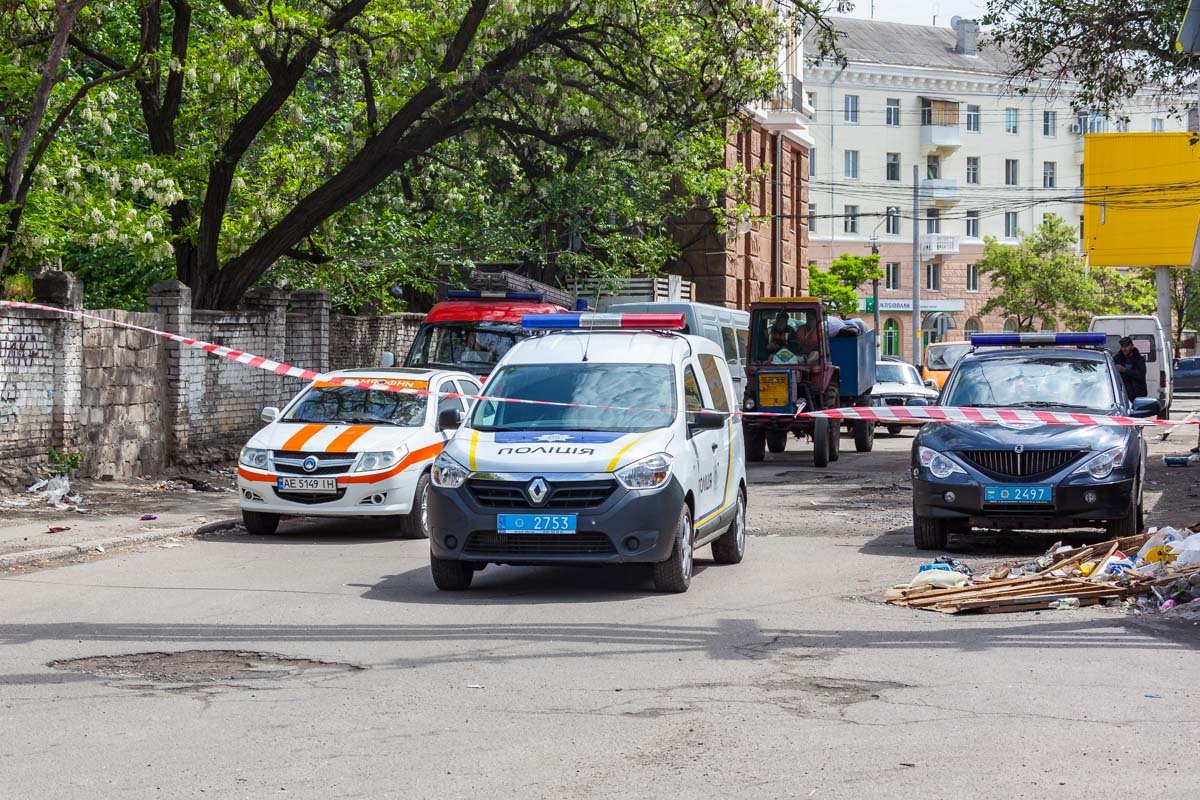 Место оградили Место оградили