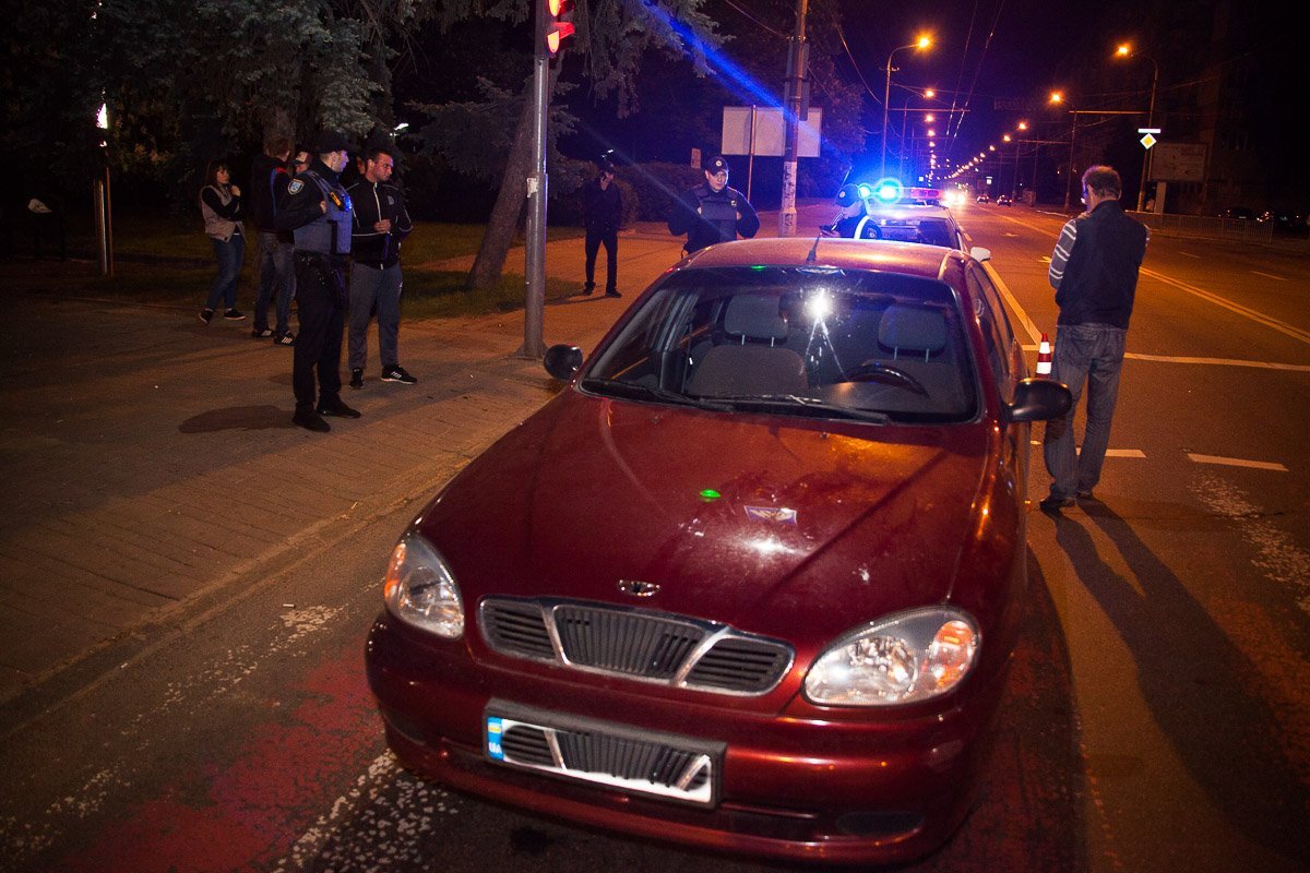 По предварительной информации, у девушки закрытая черепно-мозговая травма По предварительной информации, у девушки закрытая черепно-мозговая травма