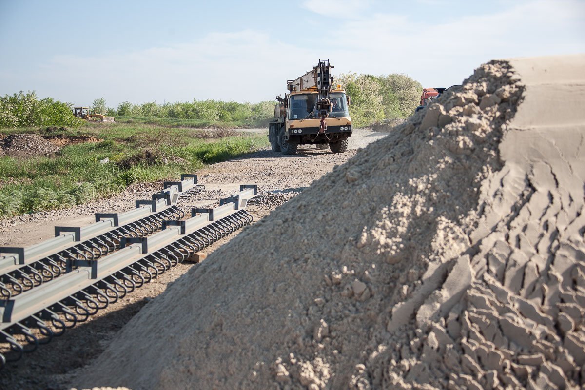 Объездная дорога — это 18-километровый отрезок, соединяющий Криворожскую и Запорожскую трассы