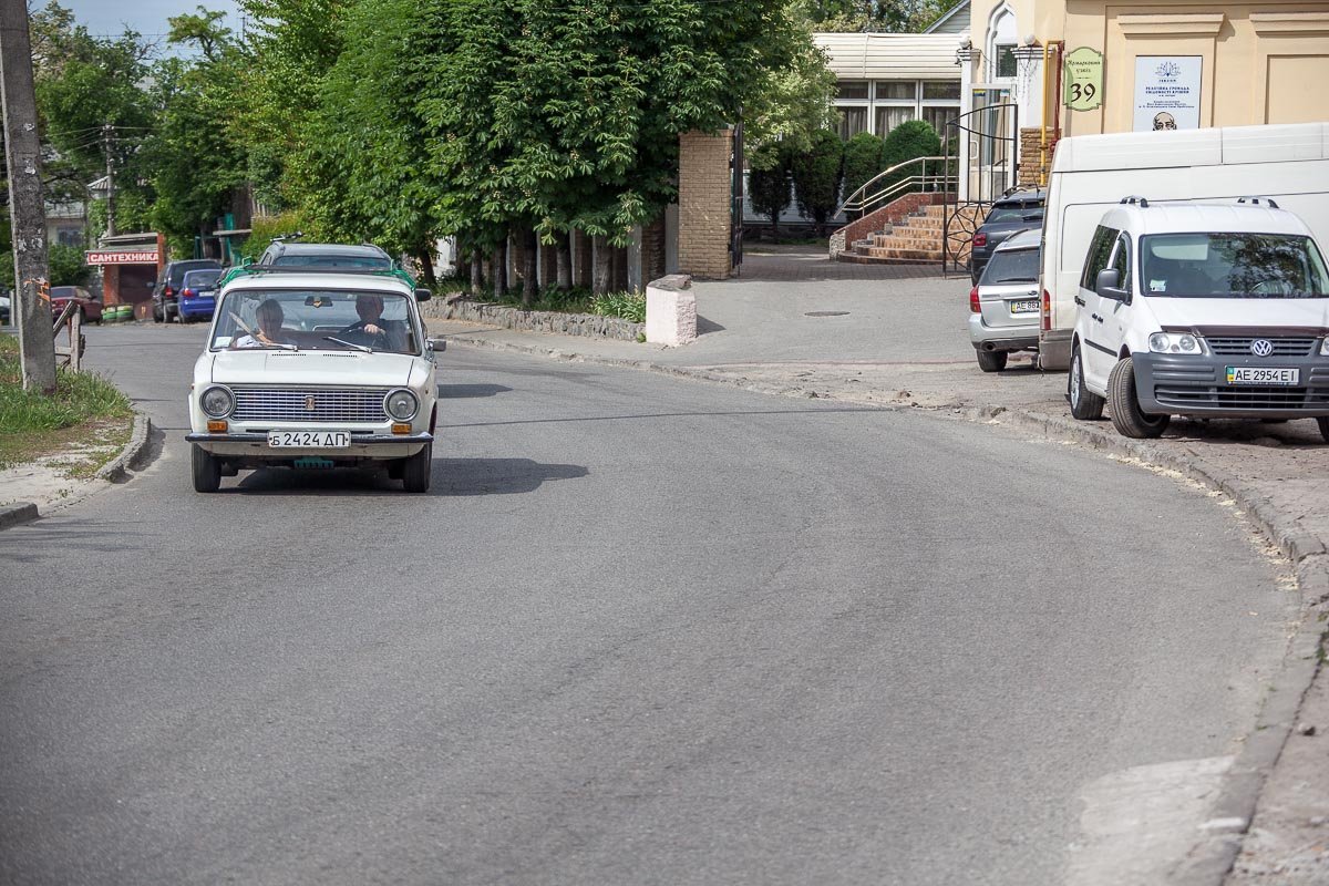 Возле гостиницы не все так плохо