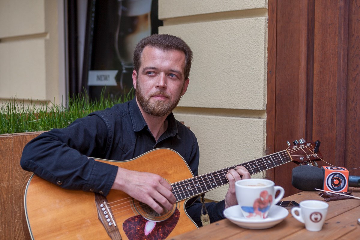 Музыка, когда она звучит - она уже звучит и она уже музыка Музыка, когда она звучит - она уже звучит и она уже музыка