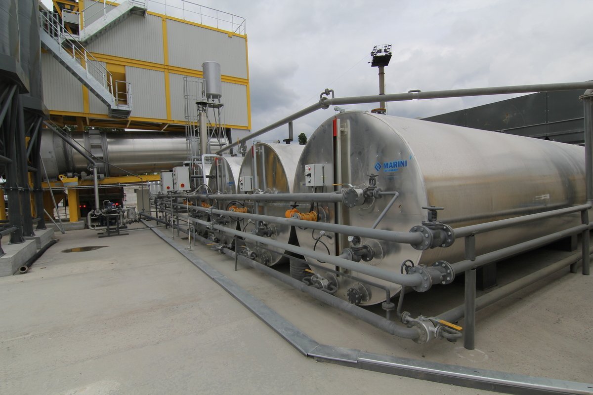 Инвестиции в область порядка 2 миллионов евро Инвестиции в область порядка 2 миллионов евро