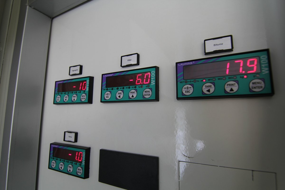 Датчики следят за качеством смеси Датчики следят за качеством смеси