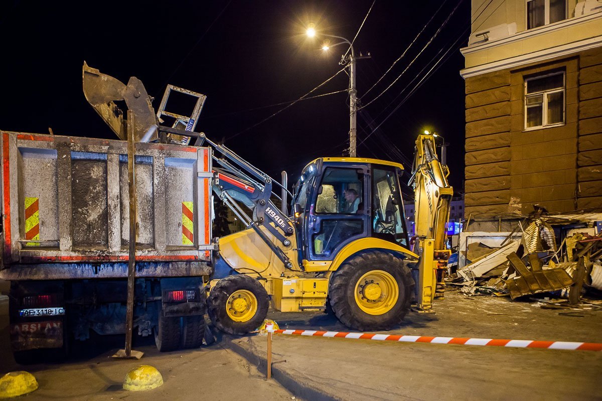 Демонтаж проводили коммунальные службы Демонтаж проводили коммунальные службы