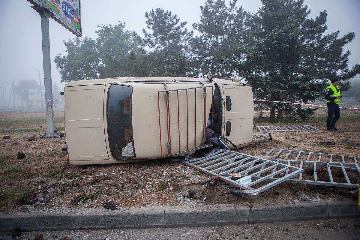 ДТП произошло возле жилого массива Красный камень ДТП произошло возле жилого массива Красный камень