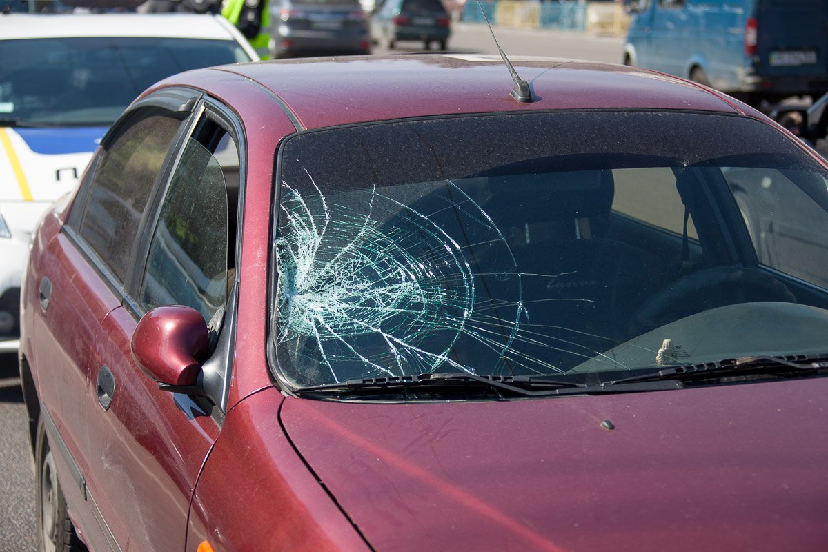 Следы от удара