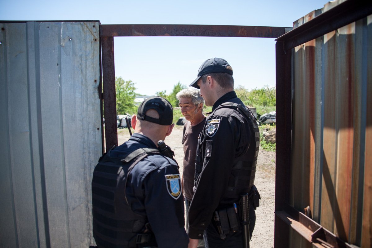Полиция пообщалась с правонарушителями Полиция пообщалась с правонарушителями
