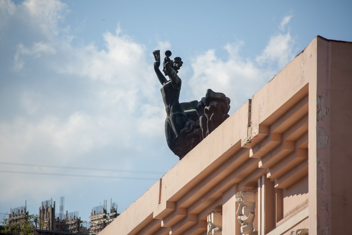 В 2004-м театр получил статус академического