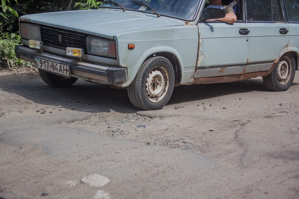 Жители улицы Андрейченко крайне возмущены состоянием дороги Жители улицы Андрейченко крайне возмущены состоянием дороги