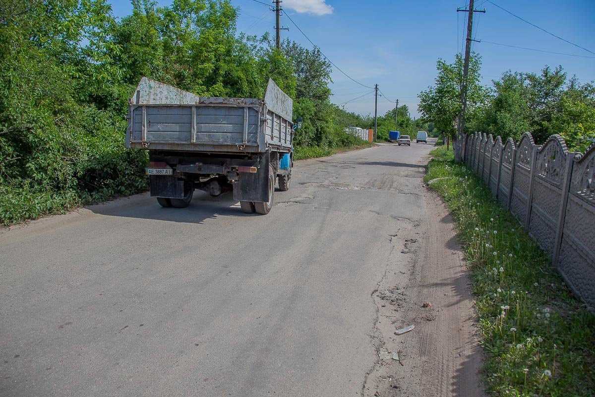 Львиная часть дороги разрушена Львиная часть дороги разрушена