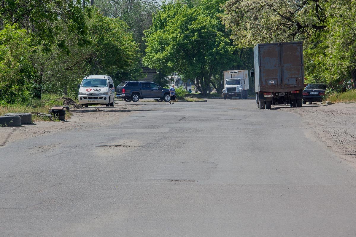 На улице Менделеева отремонтировали 460 м² покрытия