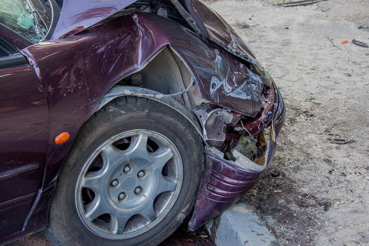 Повреждения на Chrysler Повреждения на Chrysler