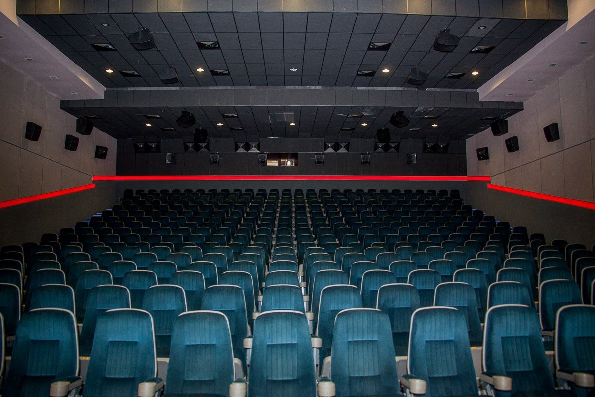 Уже можно покупать билеты на сеансы