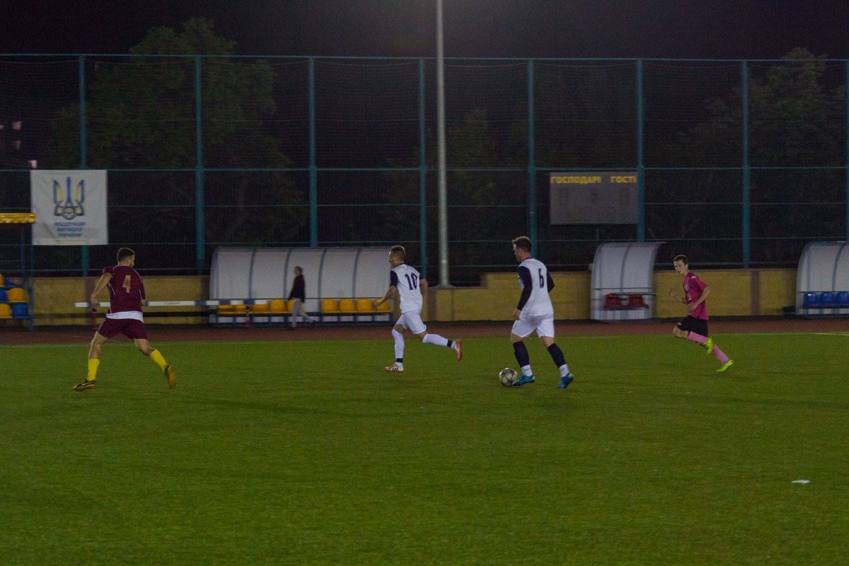 Соревновались ФК "Автомобилист" и сборная ДГУВД Соревновались ФК "Автомобилист" и сборная ДГУВД