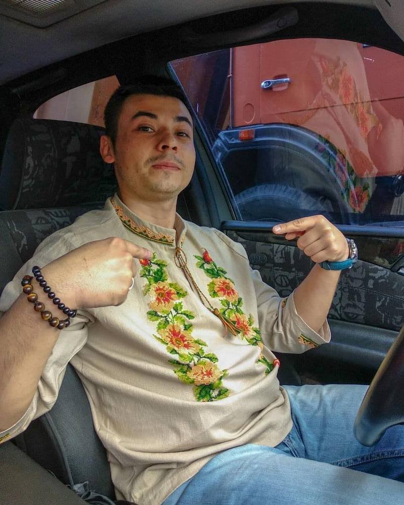 Да, я вышиванке и это круто!