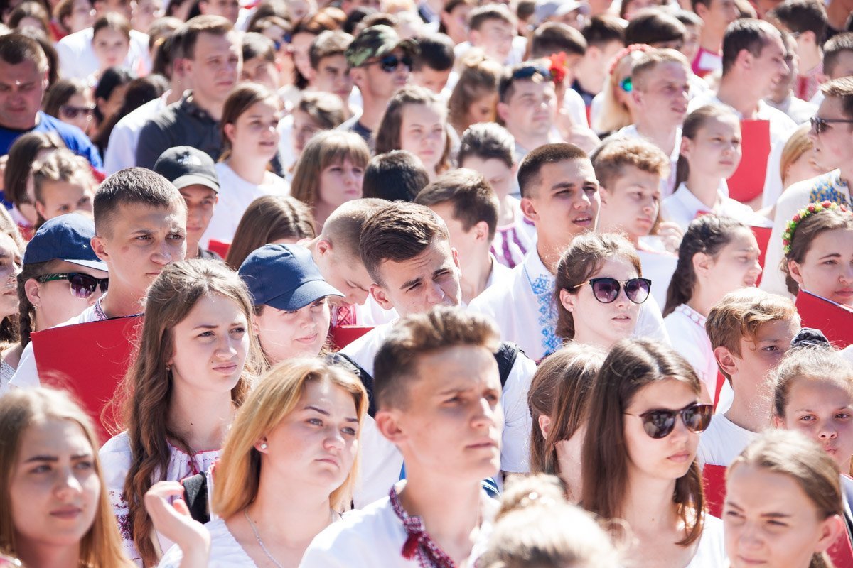 Можно три вещи делать вечно: спать, есть и ждать Президента