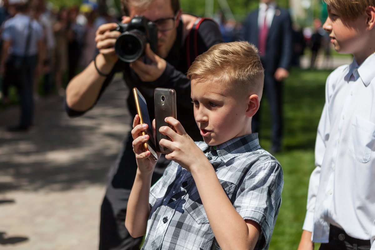 Будущий оператор фиксировал происходящее